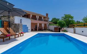 Holiday Home Villa Mate I Kate By Interhome